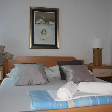 Apartment Vila Filipasic Vir