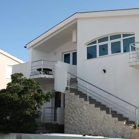Vila Filipasic *