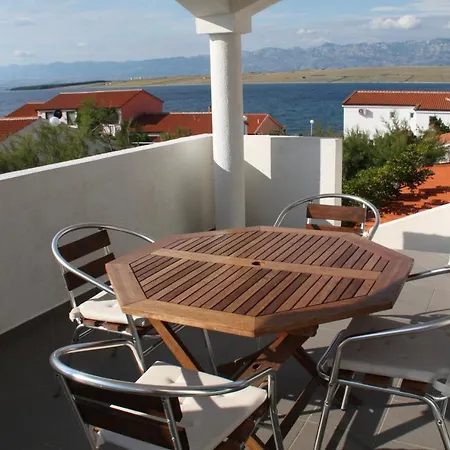 Vila Filipasic Apartment Vir