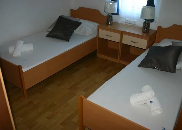 Vila Filipasic * Vir